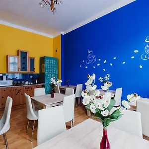 Хостел Tara *