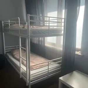 4 Couples & 4 Friends Bed and breakfast 2*
