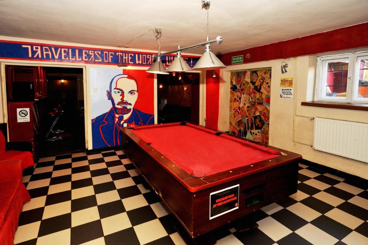 Good Bye Lenin Pub & Garden Hostel Краков, Польша — бронируйте Хостелы,  цены в 2024 году