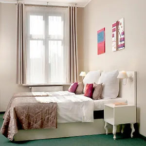 Leone 3* Krakau