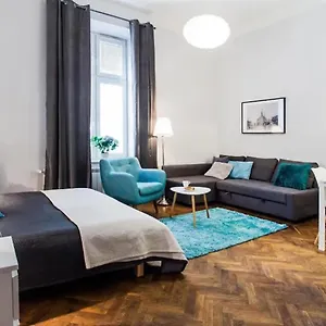 Perfect Place To In Center 36m2 W3 Apartment