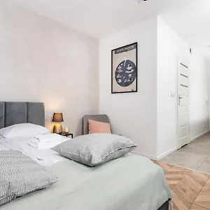 Na Debnikach - By Upstairs Apartment Krakow
