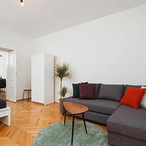 Zwierzyniecka Ulica -stare -zamek Na Wawelu Apartment *