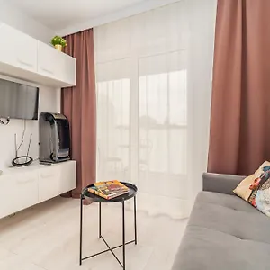 Apartment Pradnik Czerwony - Balcony, View - By Rentujemy *