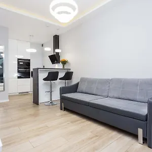 Nadwislanska With Air Conditioning Near Kazimierz By Renters Apartment