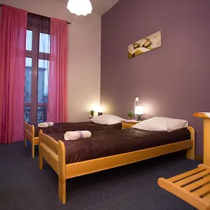 Hostel Dragon Aparthostel Senatorska *