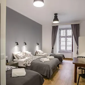 Hotel apartamentowy Gościnne św. Anny *