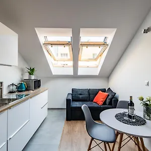 Neo Sky Apartment, Free Parking, 15 Min Walk Old Town&kazimierz - By Homelike Apartamento Cracóvia