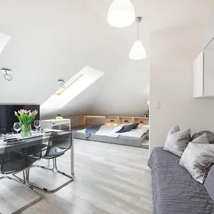 Modern & New Place Next To Wawel Castle & Vistula Apartment