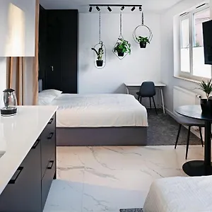 Apartment Stylish Urban Retreat By Ur4n!