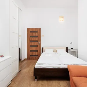 Charming Near The Main Market Square - By Upstairs Apartment Krakow