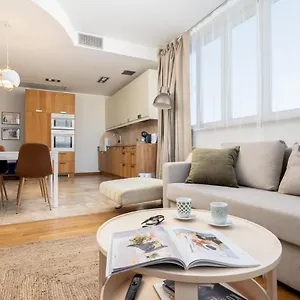 łobzowska 22 By Homeprime Apartament *