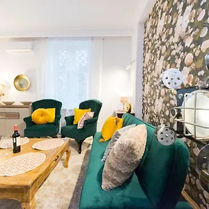 Apartment Big Old Town P4you Pl