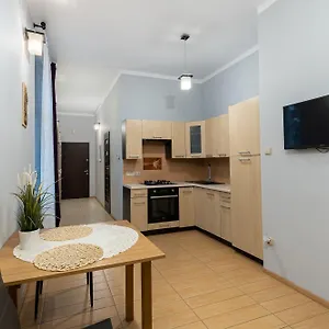 Wawel Castle Neighborhood Apartment *