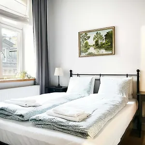 Welcoming With Bedrooms And Air Conditioning, Center * Krakow