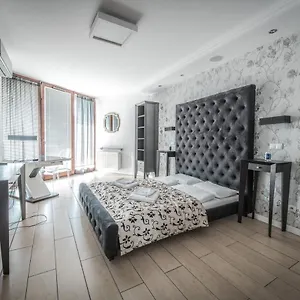 Tarasy Verona Krakow