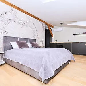 Chodkiewicza 10 * Kraków