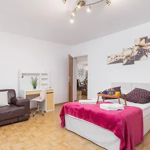 Apartment Retro Family Maly Plaszow By Renters Krakow