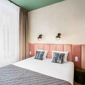 1898 Parkside Boutique Apartmanhotel
