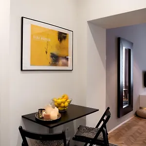 Apartment World *
